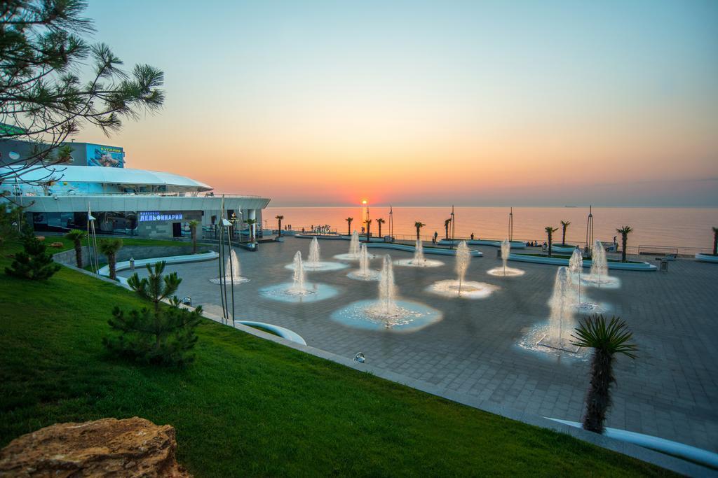 Апартаменты Возле Пляжа Ланжерон Odessa Esterno foto